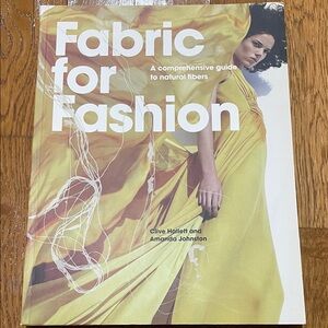 Fabric For Fashion Guide Book